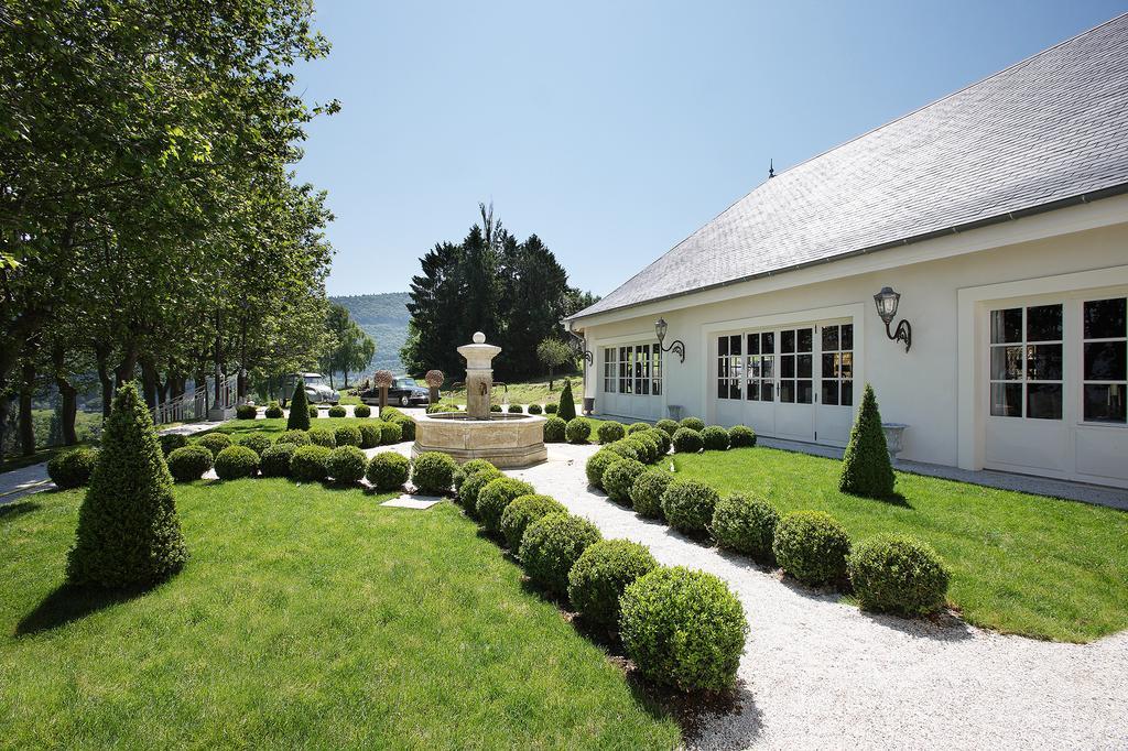 Les Saints Peres Hotel Montagnole Exterior foto