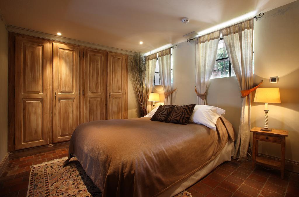 Les Saints Peres Hotel Montagnole Exterior foto